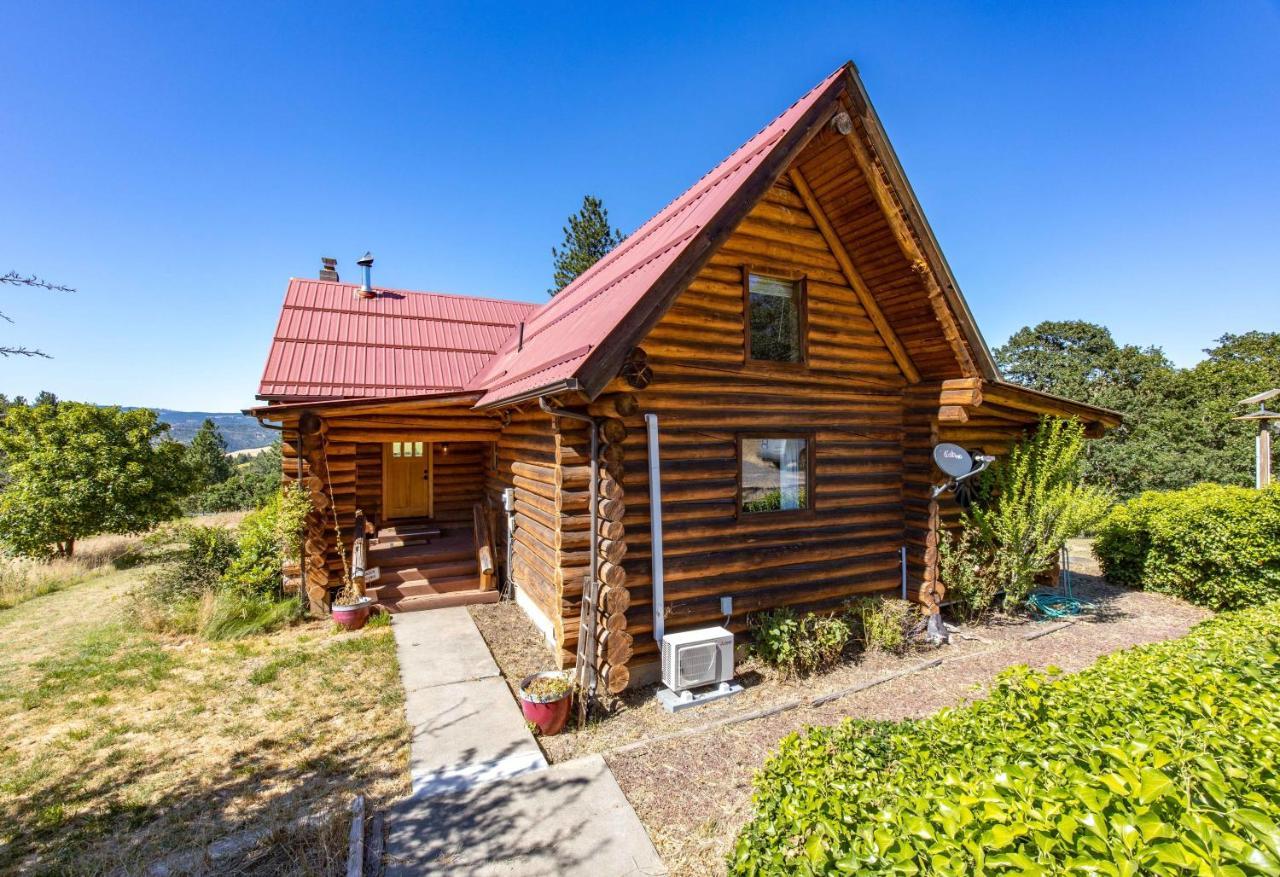 Rowland Log Cabin Home Lyle Bagian luar foto