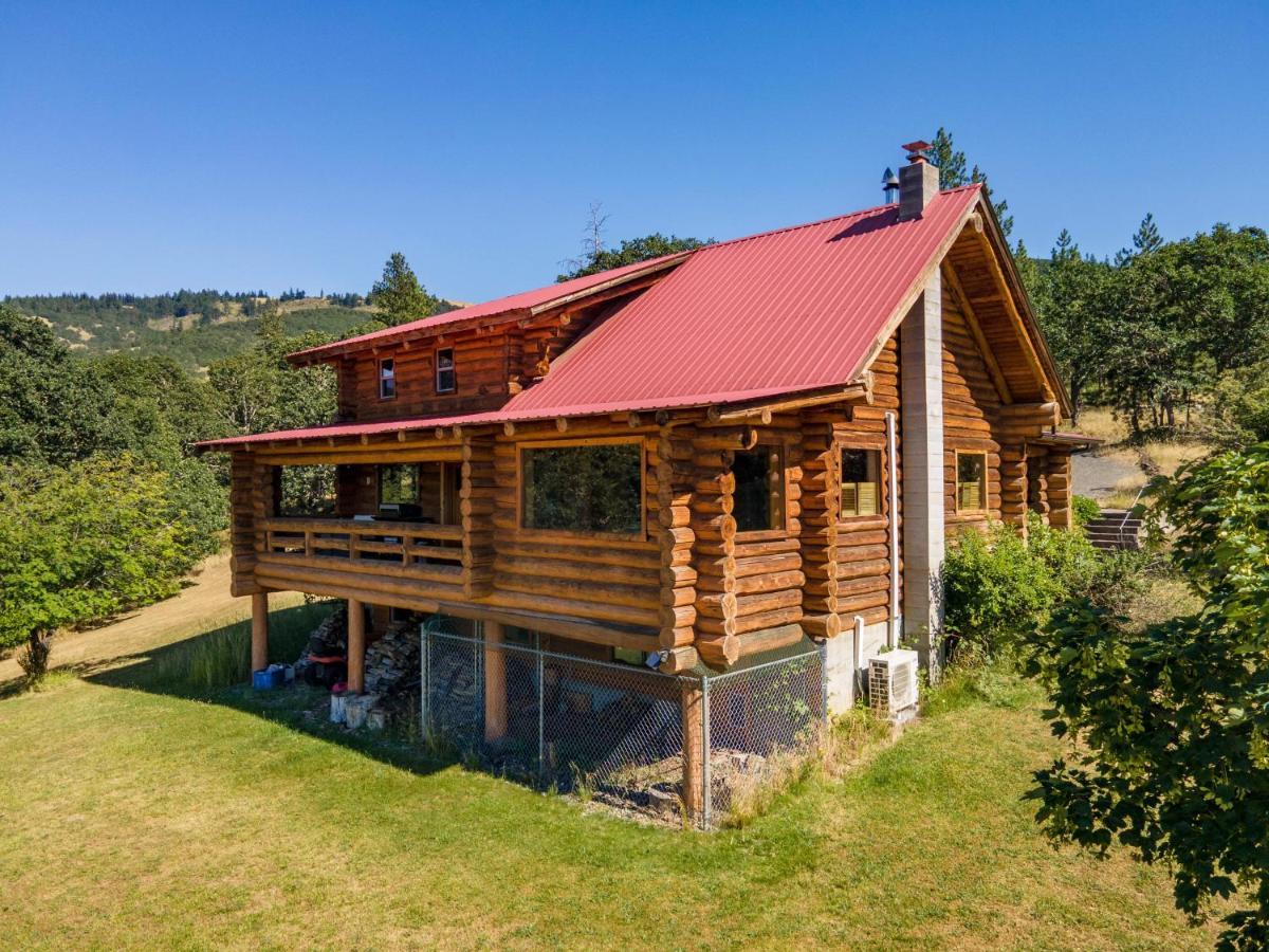 Rowland Log Cabin Home Lyle Bagian luar foto